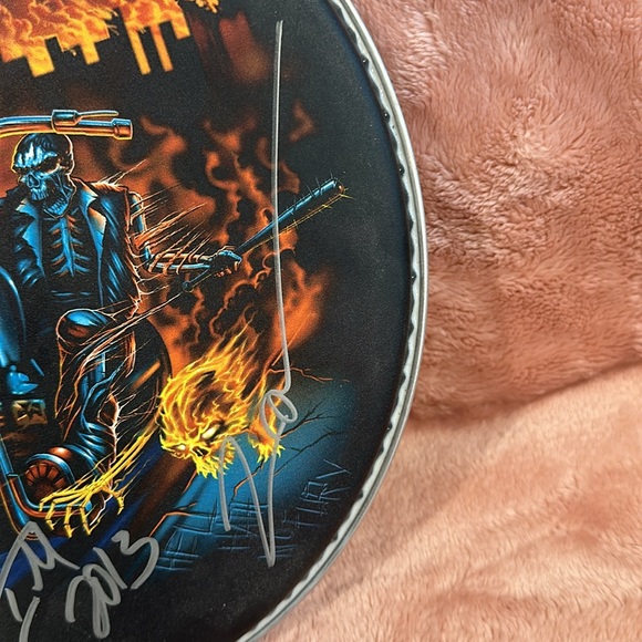 Five Finger Death Punch FFDP Autographed Rockstar Mayhem Festival Drumhead - Picture 6 of 8